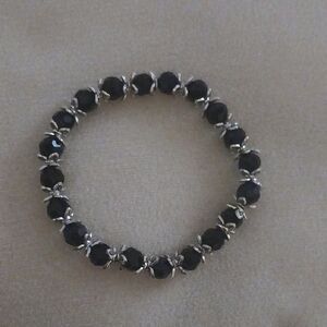 Fashion Jewelry Black and Silver Beaded Bracelet